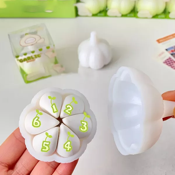 2-pcs Kawaii Lovely Garlic Rubber Eraser Lovely Garlic Shaped Funny Creative Eraser Funny Desk Decor Student Stationery & Back to School - 图片 3